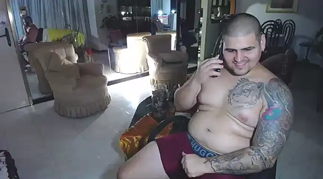 pitbullveryhot online show from February 6, 2025, 12:22 am