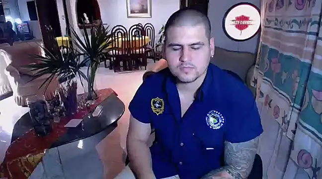 pitbullveryhot online show from February 7, 2025, 3:45 am