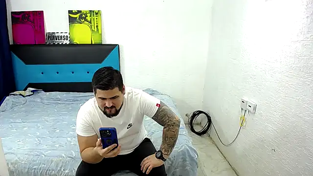 pitbullveryhot online show from October 2, 2025, 12:58 am