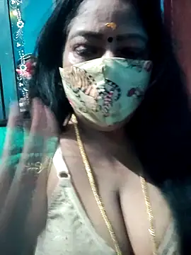 Snapshot of maniisha chatting on February 15, 2026, 8:24 am maniisha online show from February 15, 2026, 8:24 am