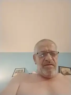 geilerschwanz64 online show from May 27, 2026, 2:19 am