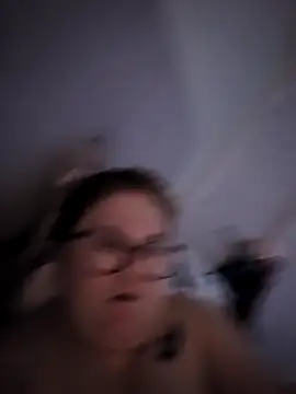 Snapshot of Tallulah-mae-xoxox chatting on November 16, 2025, 11:26 am Tallulah-mae-xoxox online show from November 16, 2025, 11:26 am