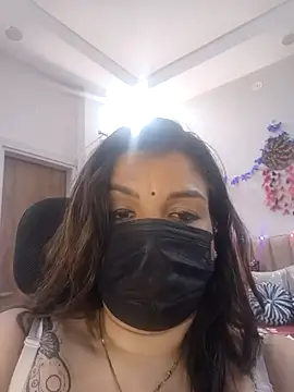 Snapshot of Archi-07 chatting on November 21, 2025, 7:13 pm Archi-07 online show from November 21, 2025, 7:13 pm