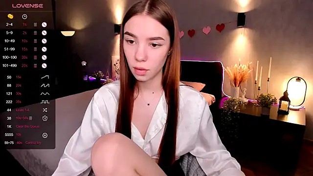 Snapshot of MilliBrown_ chatting on October 10, 2025, 8:37 am MilliBrown online show from October 10, 2025, 8:37 am