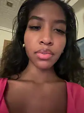 IamCrystal2 online show from December 16, 2024, 8:05 pm