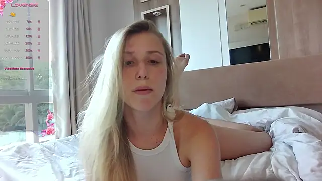 ArianaMur online show from March 25, 2026, 8:35 am