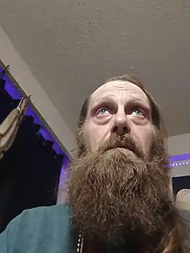 Snapshot of LoadedInstance4 chatting on August 3, 2026, 12:22 pm LoadedInstance4 online show from August 3, 2026, 12:22 pm