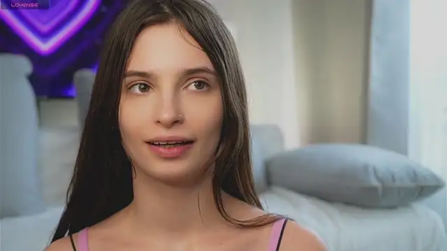 EvaLung777 online show from March 7, 2025, 12:01 pm