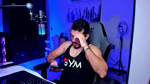 BrunoD31 online show from December 19, 2025, 4:38 am