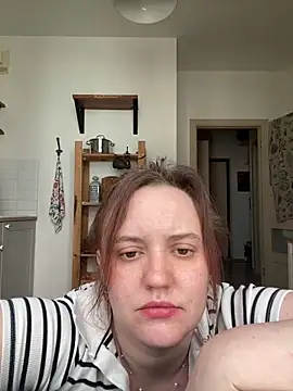 Snapshot of Lella_Ryann_ chatting on May 29, 2026, 2:34 pm Lella Ryann online show from May 29, 2026, 2:34 pm
