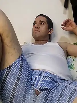 Snapshot of CRISTHIAN_GREY01 chatting on March 11, 2025, 5:24 am CRISTHIAN GREY01 online show from March 11, 2025, 5:24 am