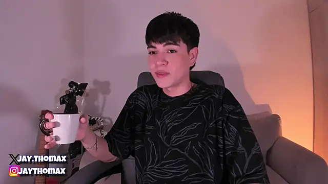 Snapshot of JaycoThomas chatting on February 8, 2025, 11:13 pm JaycoThomas online show from February 8, 2025, 11:13 pm