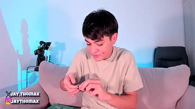 Snapshot of JaycoThomas chatting on February 10, 2025, 7:49 pm JaycoThomas online show from February 10, 2025, 7:49 pm