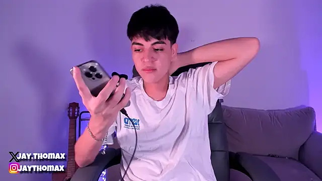 Snapshot of JaycoThomas chatting on February 1, 2025, 4:03 am JaycoThomas online show from February 1, 2025, 4:03 am