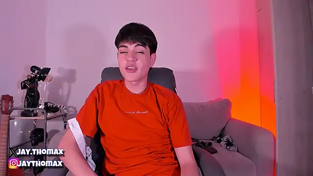 Snapshot of JaycoThomas chatting on February 9, 2025, 9:28 pm JaycoThomas online show from February 9, 2025, 9:28 pm