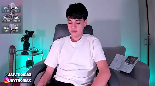 Snapshot of JaycoThomas chatting on February 6, 2025, 6:13 pm JaycoThomas online show from February 6, 2025, 6:13 pm