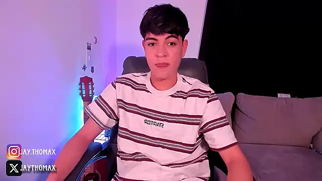 Snapshot of JaycoThomas chatting on September 9, 2025, 12:32 am JaycoThomas online show from September 9, 2025, 12:32 am