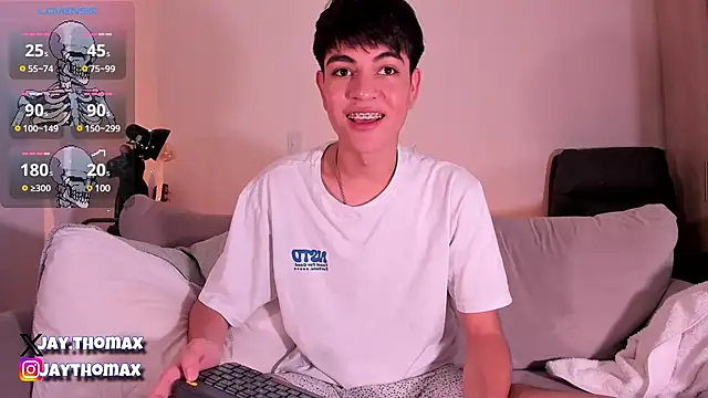 Snapshot of JaycoThomas chatting on February 10, 2025, 10:51 pm JaycoThomas online show from February 10, 2025, 10:51 pm