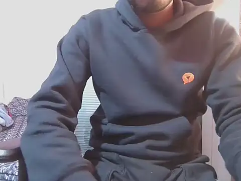 KissesBoyAD online show from November 27, 2025, 4:51 pm