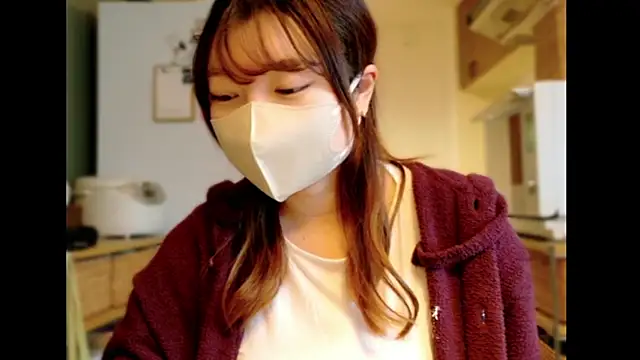 Snapshot of _Yui_ chatting on October 26, 2025, 4:57 am Yui online show from October 26, 2025, 4:57 am