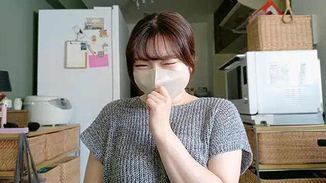 Snapshot of _Yui_ chatting on September 30, 2025, 3:23 am Yui online show from September 30, 2025, 3:23 am