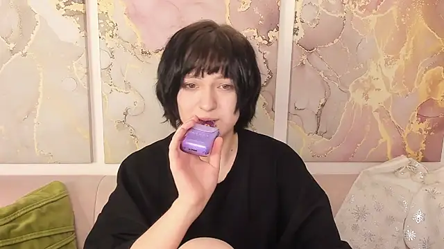 Snapshot of fiamoory chatting on December 5, 2025, 1:16 am fiamoory online show from December 5, 2025, 1:16 am