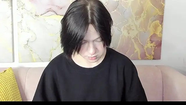 fiamoory online show from March 6, 2026, 8:31 am