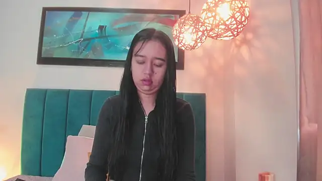 LaraGoldd online show from November 15, 2025, 12:31 pm