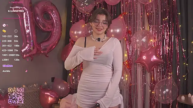 Snapshot of FlairEdgin chatting on January 5, 2026, 7:50 pm FlairEdgin online show from January 5, 2026, 7:50 pm