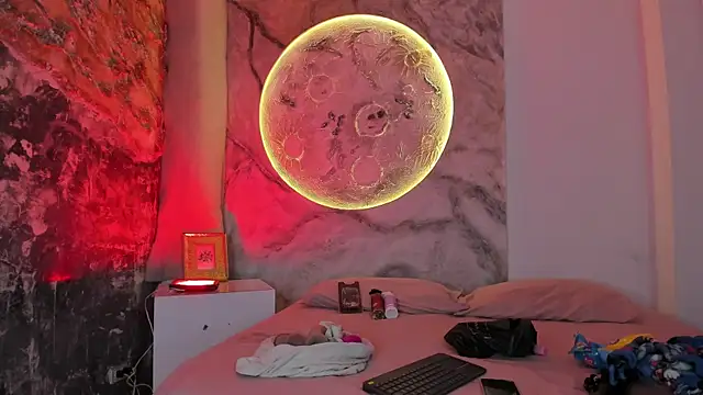 JulietaKane online show from February 7, 2026, 5:04 am