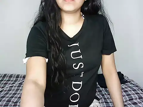 DILRUBA-JAN online show from March 19, 2025, 3:40 pm