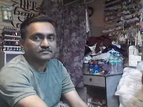 LOVEGURU D online show from March 18, 2025, 5:33 pm