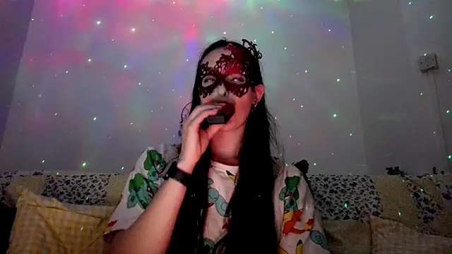 Snapshot of LexiSnowUK chatting on December 2, 2025, 5:14 pm LexiSnowUK online show from December 2, 2025, 5:14 pm