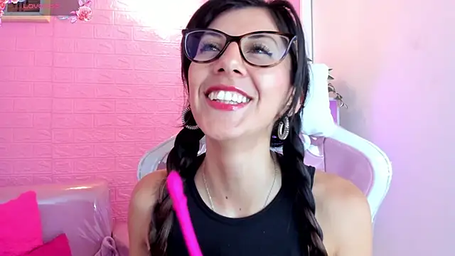 Snapshot of _jade_white_ chatting on March 22, 2025, 12:46 pm jade white online show from March 22, 2025, 12:46 pm