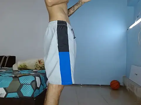 Snapshot of latino_hotxxx chatting on May 11, 2026, 4:15 pm latino hotxxx online show from May 11, 2026, 4:15 pm