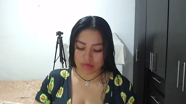 Snapshot of moan_sex2 chatting on February 12, 2026, 5:07 am moan sex2 online show from February 12, 2026, 5:07 am