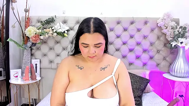 Snapshot of KatyaPittman chatting on February 19, 2026, 9:12 pm KatyaPittman online show from February 19, 2026, 9:12 pm