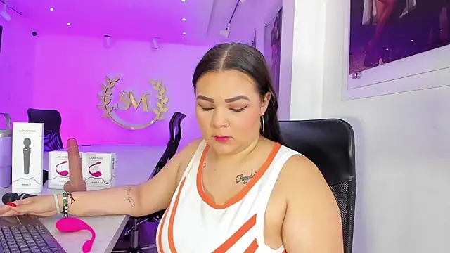 Snapshot of KatyaPittman chatting on December 19, 2025, 8:11 pm KatyaPittman online show from December 19, 2025, 8:11 pm