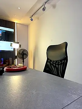 Snapshot of NairobiLee chatting on November 1, 2025, 10:09 am NairobiLee online show from November 1, 2025, 10:09 am