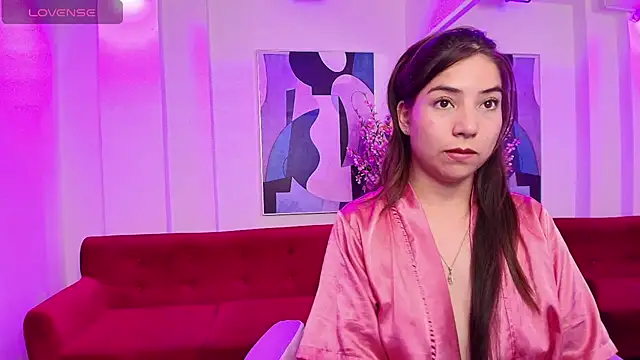 Snapshot of Ema_louis_ chatting on March 4, 2025, 5:56 pm Ema louis online show from March 4, 2025, 5:56 pm