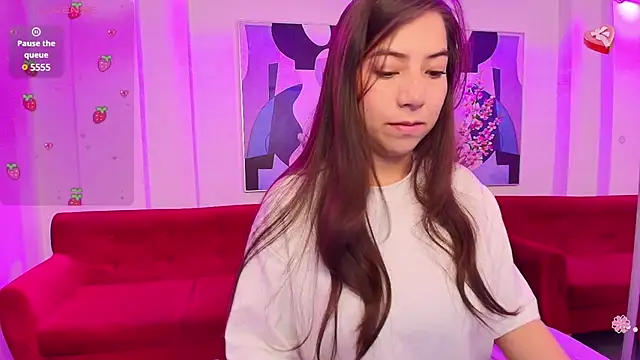 Snapshot of Ema_louis_ chatting on March 2, 2025, 12:03 pm Ema louis online show from March 2, 2025, 12:03 pm