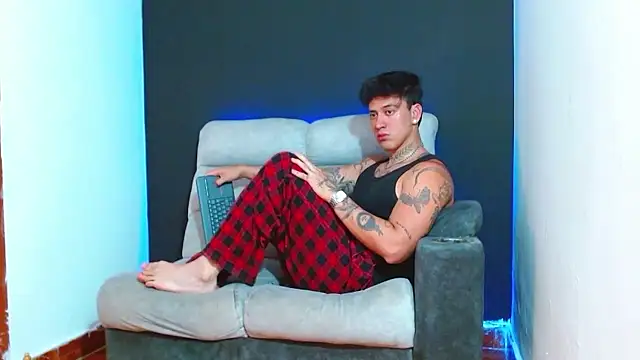 Snapshot of JUSTIN_FULLER1 chatting on January 12, 2026, 5:42 pm JUSTIN FULLER1 online show from January 12, 2026, 5:42 pm