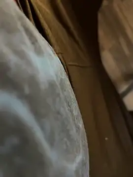 Snapshot of showoff79vers chatting on February 9, 2025, 8:34 pm showoff79vers online show from February 9, 2025, 8:34 pm