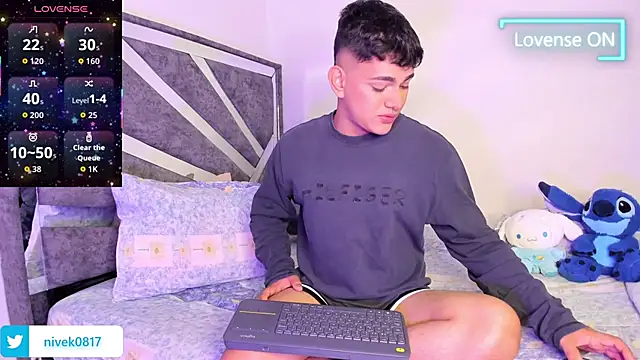 ander deimond  online show from April 11, 2026, 1:15 pm