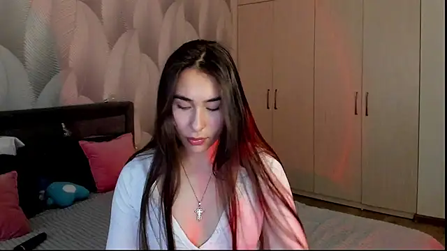 Snapshot of Bambiii_bby chatting on December 5, 2025, 3:27 am Bambiii bby online show from December 5, 2025, 3:27 am