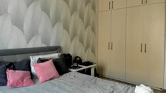 Snapshot of Bambiii_bby chatting on June 10, 2026, 7:20 am Bambiii bby online show from June 10, 2026, 7:20 am