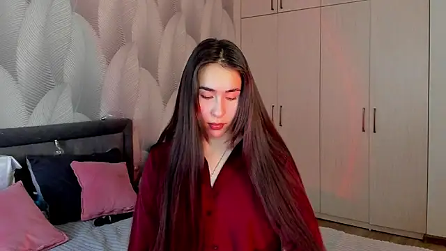 Snapshot of Bambiii_bby chatting on December 15, 2025, 4:07 am Bambiii bby online show from December 15, 2025, 4:07 am