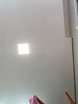 lariic online show from March 14, 2026, 11:27 am