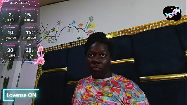 skaysanchez1 online show from December 5, 2025, 8:06 pm