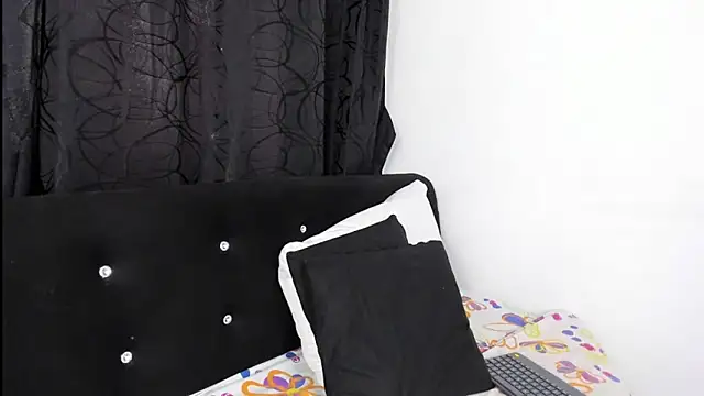 Snapshot of skaysanchez1 chatting on March 17, 2025, 3:07 pm skaysanchez1 online show from March 17, 2025, 3:07 pm